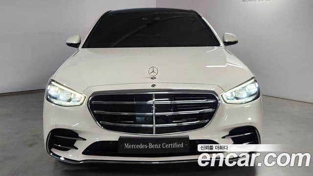 Mercedes-Benz S-Class 2022 — Photo 11/20