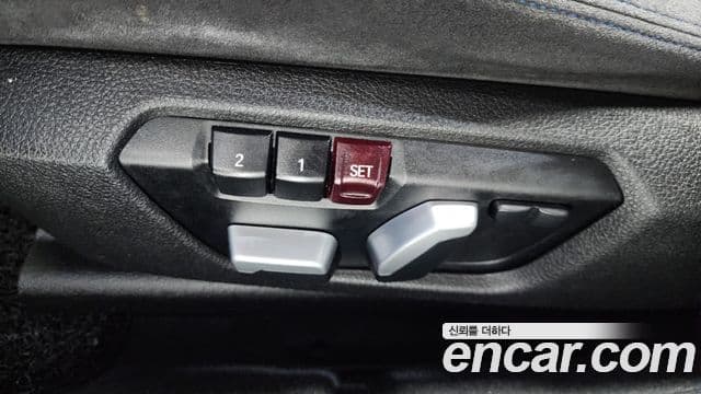 BMW 1 Series 2018 — Şəkil 15/20