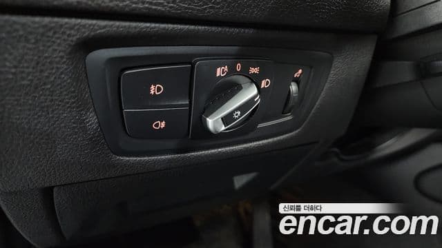 BMW 1 Series 2018 — Şəkil 16/20