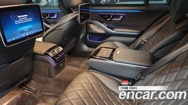 Mercedes-Benz S-Class 2024 — Фото 6/20