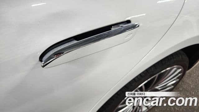 Mercedes-Benz S-Class 2024 — Фото 18/20