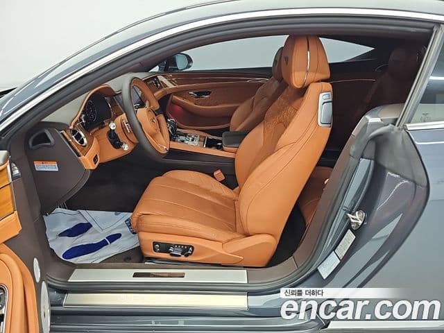 Bentley Continental GT 2020 — Şəkil 10/20