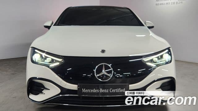 Mercedes-Benz EQE 2024 — ფოტო 18/20