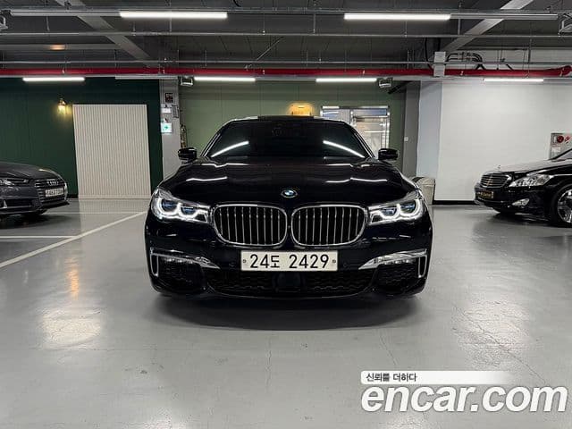 BMW 7 Series 2019 — ფოტო 1/20