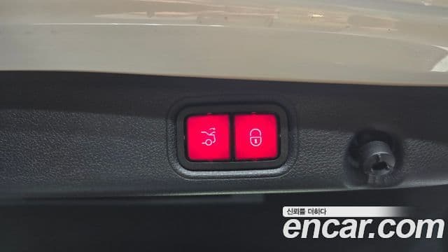 Mercedes-Benz E-Class 2020 — Şəkil 17/20
