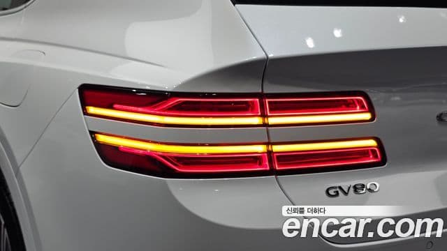 Genesis GV80 2025 — Photo 4/33