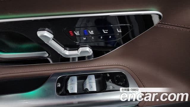 Mercedes-Benz SL-Class 2024 — ფოტო 17/20