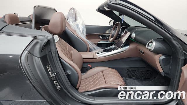 Mercedes-Benz SL-Class 2024 — Photo 20/31