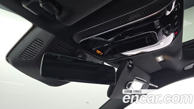 Mercedes-Benz S-Class 2021 — Photo 10/37