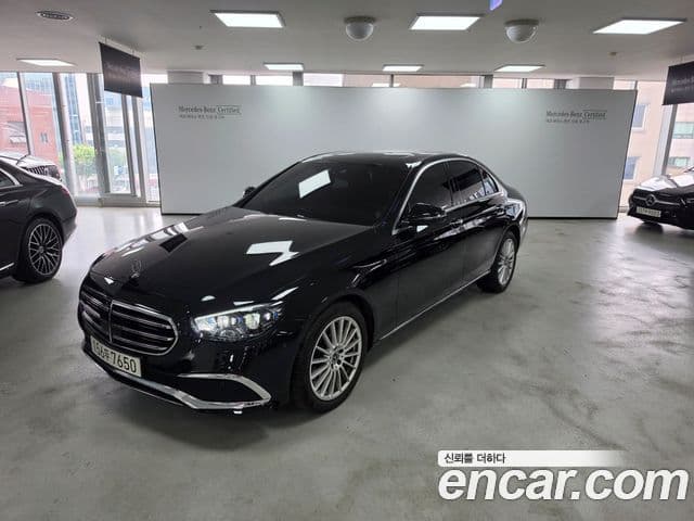 Mercedes-Benz E-Class 2023 — ფოტო 10/18