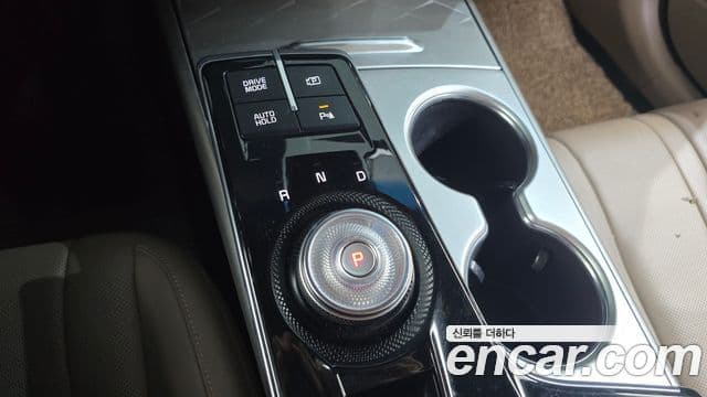 Kia K8 2021 — Şəkil 9/20