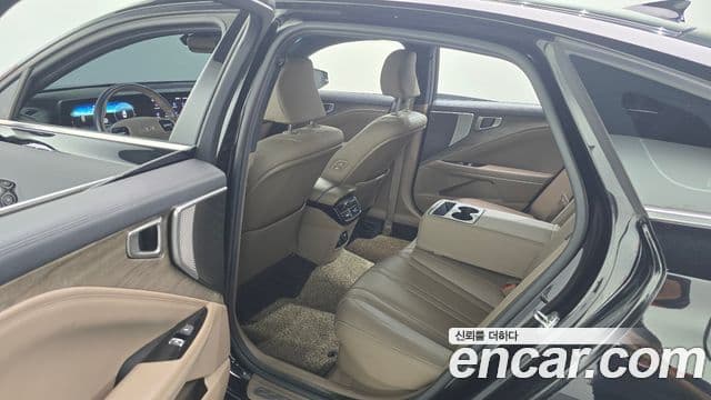 Kia K8 2021 — Şəkil 12/20