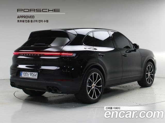 Porsche Cayenne 2025 — Photo 11/20