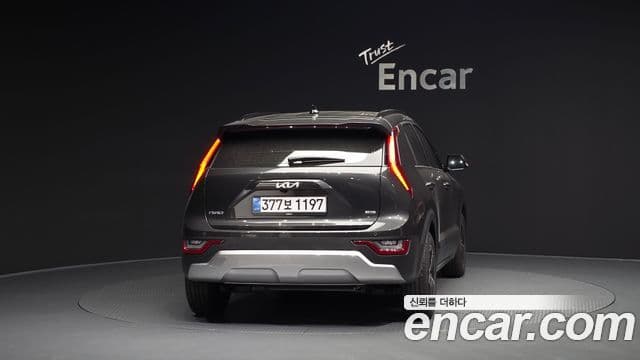 Kia Niro 2025 — Фото 4/20