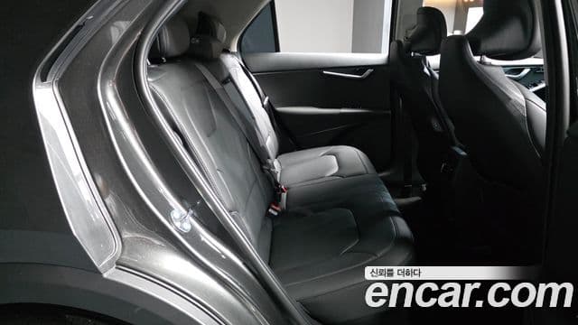 Kia Niro 2025 — Фото 12/20