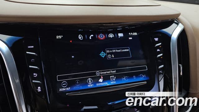 Cadillac Escalade 2019 — ფოტო 12/20