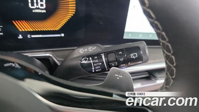 Kia Sorento 2024 — ფოტო 18/20