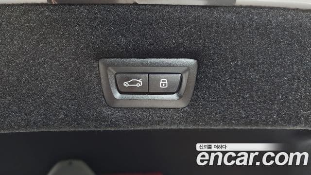 BMW 7 Series 2024 — Photo 16/36