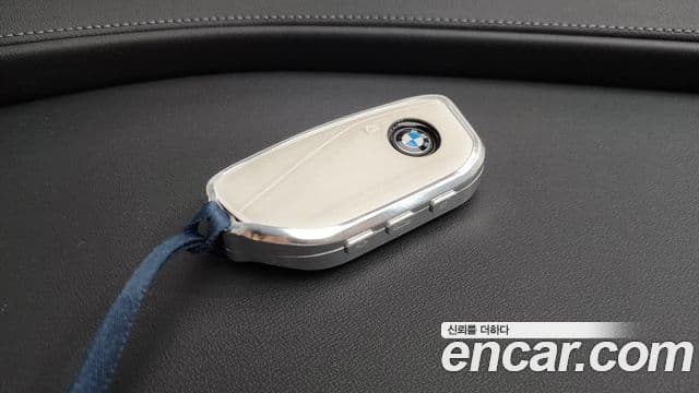 BMW 7 Series 2024 — Photo 20/36