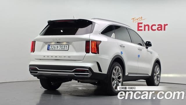 Kia Sorento 2021 — фото 2 из 20