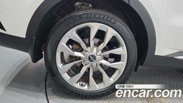 Kia Sorento 2021 — ფოტო 5/20