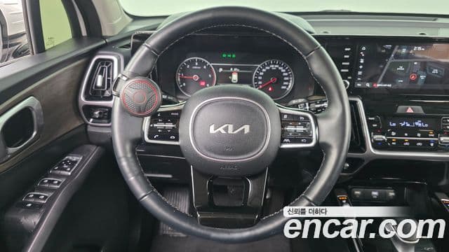 Kia Sorento 2021 — ფოტო 13/20