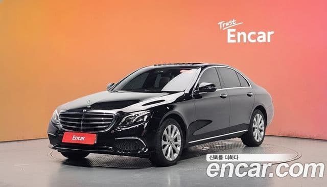 Mercedes-Benz E-Class 2020 — ფოტო 1/20