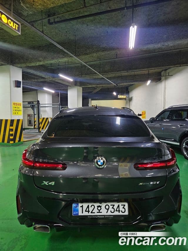 BMW X4 2025 — ფოტო 6/12
