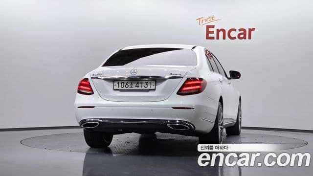 Mercedes-Benz E-Class 2019 — Фото 4/20