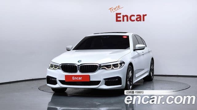 BMW 5 Series 2018 — ფოტო 3/20
