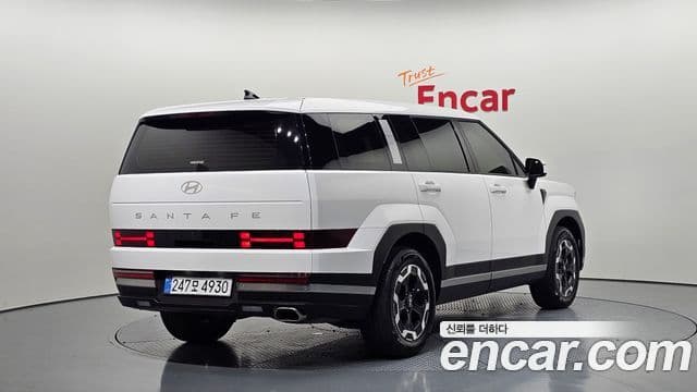 Hyundai Santa Fe 2025 — Фото 2/20