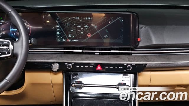 Kia Carnival 2023 — ფოტო 13/20