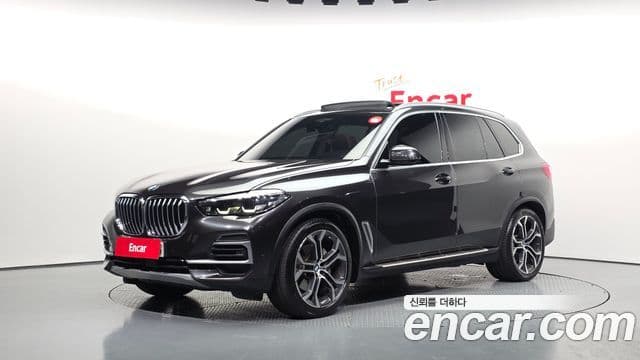 BMW X5 2022 — Фото 1/20