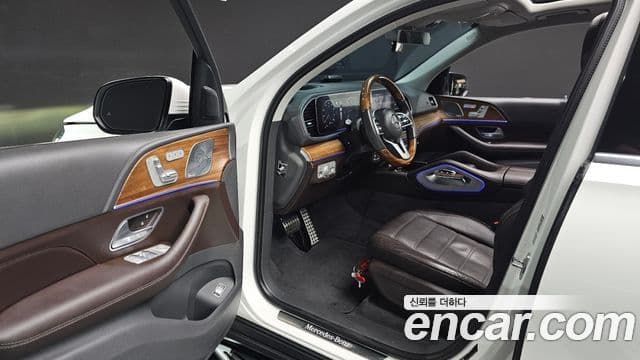 Mercedes-Benz GLS-Class 2020 — Şəkil 10/20