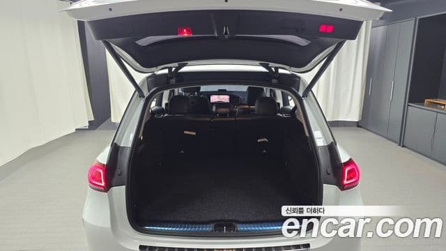 Mercedes-Benz GLE-Class 2019 — Photo 17/30