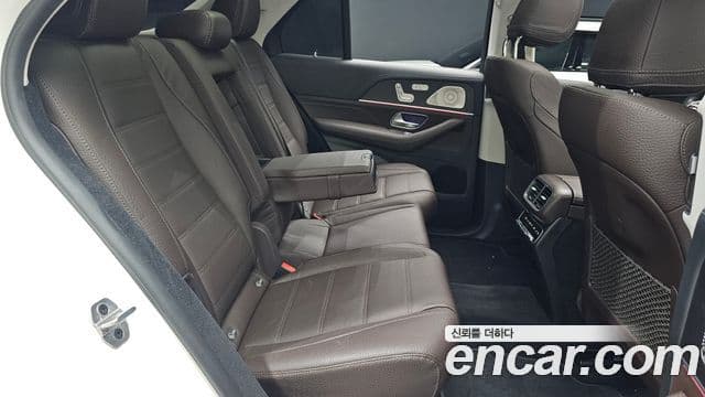 Mercedes-Benz GLE-Class 2023 — Фото 11/20
