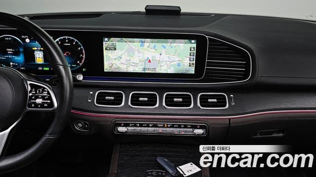 Mercedes-Benz GLE-Class 2023 — Фото 14/20