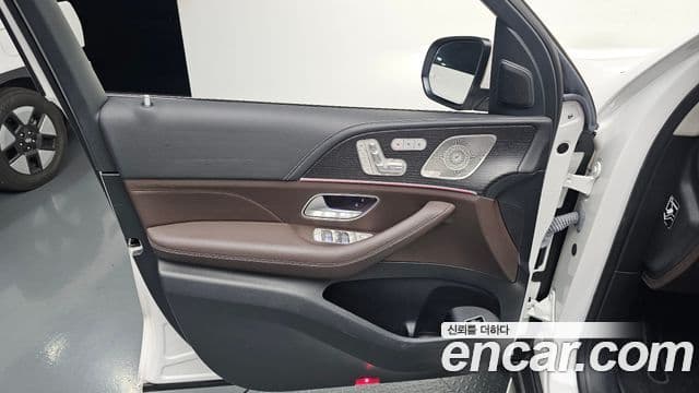 Mercedes-Benz GLE-Class 2023 — Şəkil 3/30