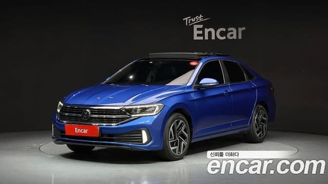 Volkswagen Jetta 2023 — Şəkil 10/20