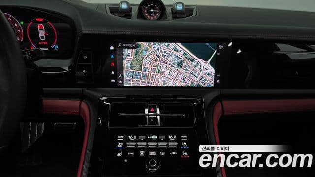 Porsche Panamera 2024 — Şəkil 14/20