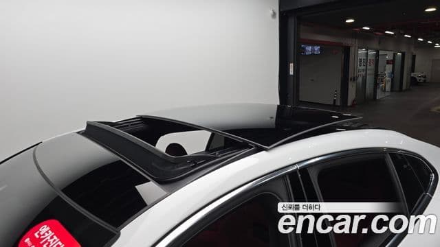 Porsche Panamera 2024 — Photo 16/36