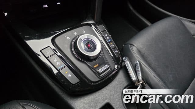 Kia Seltos 2024 — Şəkil 9/20