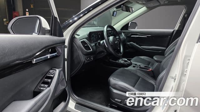 Kia Seltos 2024 — Şəkil 10/20