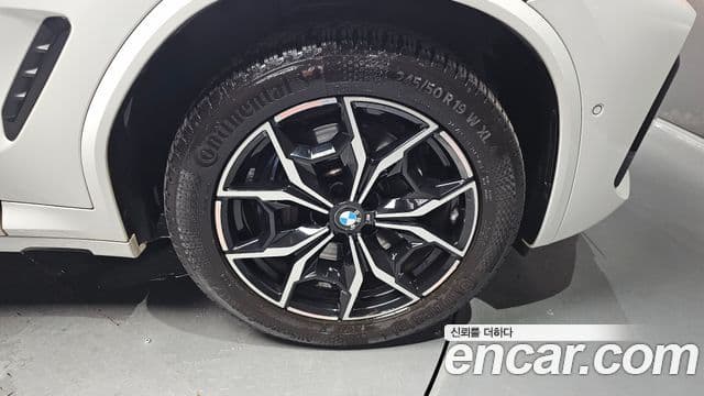 BMW X3 2024 — Photo 13/30