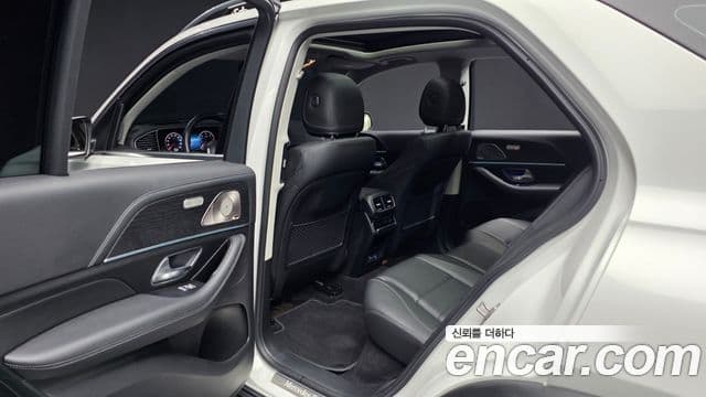 Mercedes-Benz GLE-Class 2024 — Şəkil 2/38