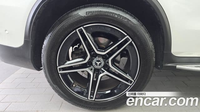 Mercedes-Benz GLC-Class 2020 — ფოტო 5/20