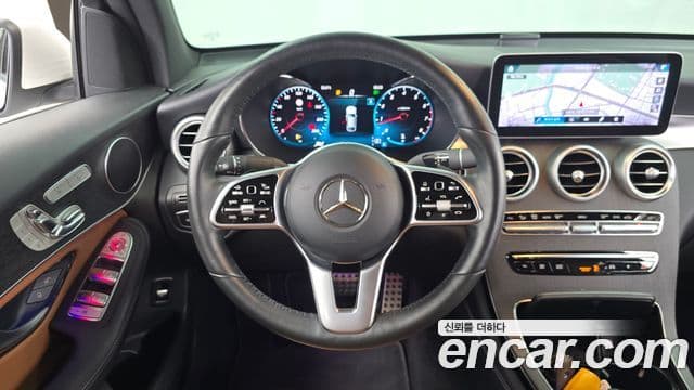 Mercedes-Benz GLC-Class 2020 — ფოტო 13/20