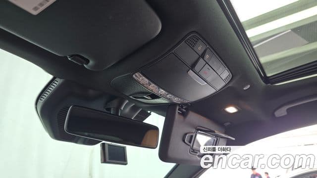 Mercedes-Benz GLC-Class 2020 — ფოტო 19/20