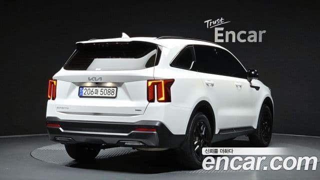 Kia Sorento 2024 — ფოტო 2/20