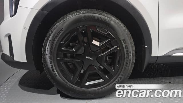 Kia Sorento 2024 — ფოტო 5/20